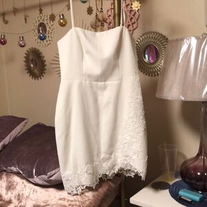 NWT BCBG max Azaria cream, mini dress with white lace appliqué